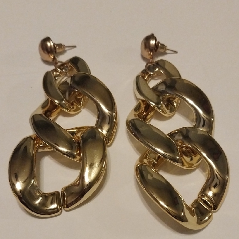 Gold Chain Link Earrings